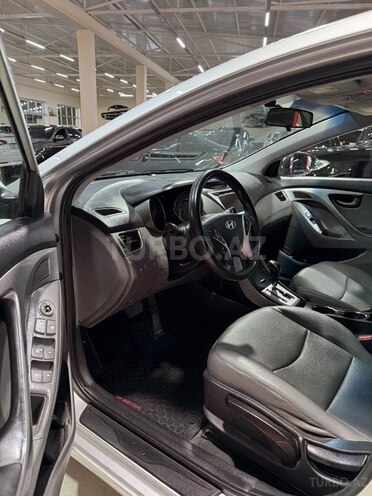 Hyundai Elantra 2011, 236,574 km - 1.8 l - Sumqayıt