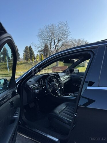 Mercedes E 220 2014, 256,000 km - 2.1 l - Gəncə