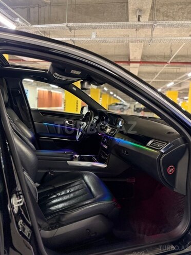 Mercedes E 220 2014, 256,000 km - 2.1 l - Gəncə