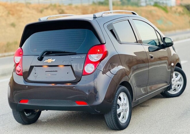 Chevrolet Spark 2021, 180,000 km - 1.3 л - Bakı