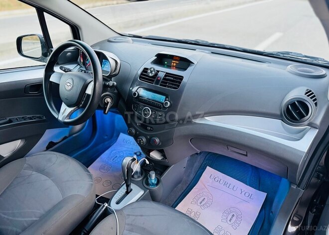Chevrolet Spark 2021, 180,000 km - 1.3 л - Bakı