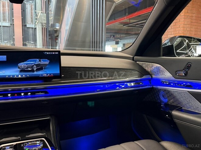 BMW i7 2023, 9,500 km - 0.0 l - Bakı