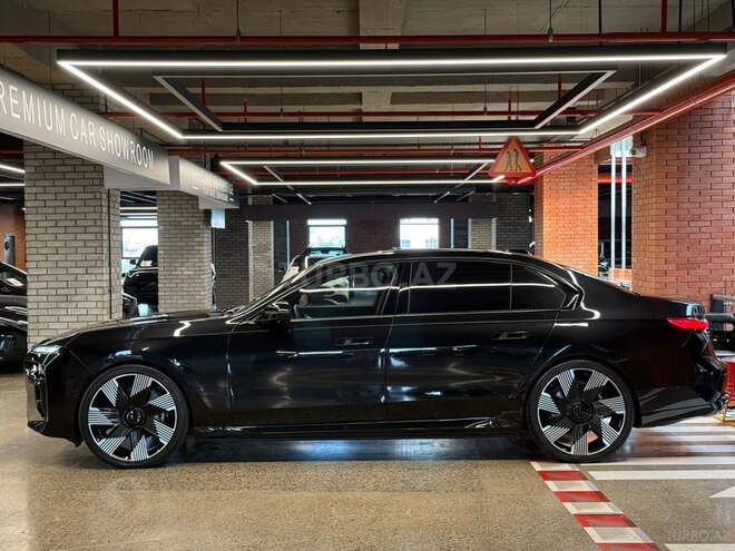 BMW i7 2023, 9,500 km - 0.0 l - Bakı