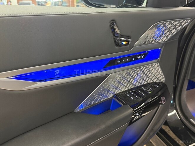 BMW i7 2023, 9,500 km - 0.0 l - Bakı
