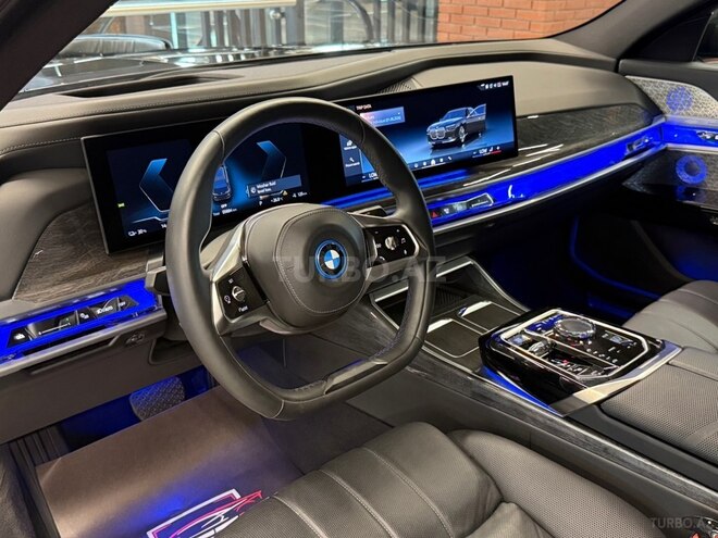 BMW i7 2023, 9,500 km - 0.0 l - Bakı