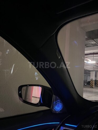 BMW  2018, 182,000 km - 2.0 l - Bakı