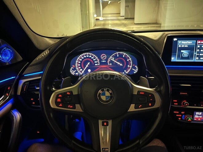BMW  2018, 182,000 km - 2.0 l - Bakı