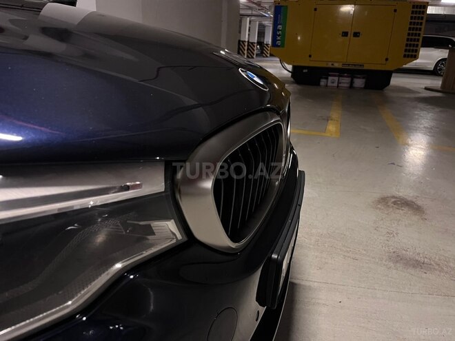 BMW  2018, 182,000 km - 2.0 l - Bakı