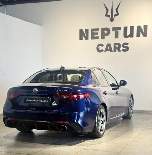 Alfa Romeo Giulia 2017, 83,000 km - 2.0 l - Bakı