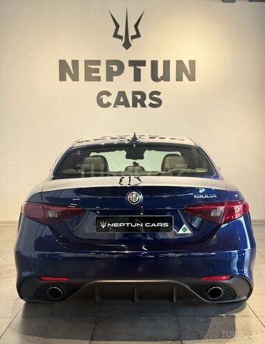 Alfa Romeo Giulia 2017, 83,000 km - 2.0 l - Bakı