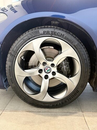 Alfa Romeo Giulia 2017, 83,000 km - 2.0 l - Bakı