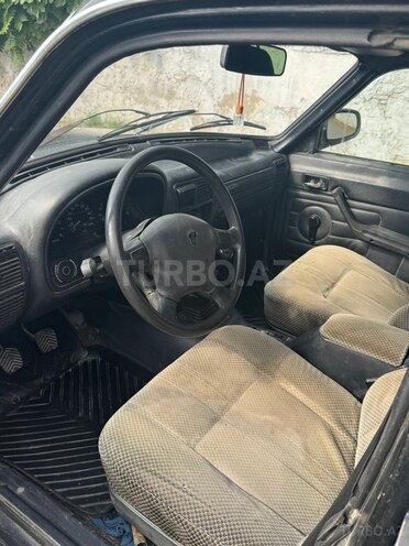 GAZ 3102 1998, 167,000 km - 2.5 л - Xaçmaz