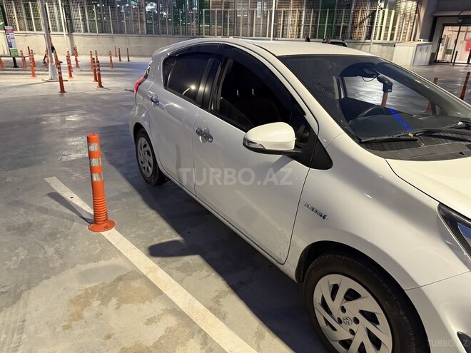 Toyota Aqua 2016, 116,000 km - 1.5 l - Bakı