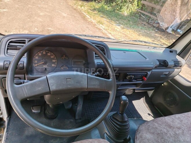 Isuzu NKR 55 L 2008, 140,000 km - 2.8 л - Tovuz