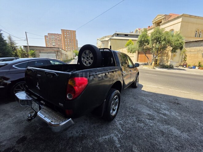 Mitsubishi L200 2008, 434,500 km - 2.5 л - Bakı