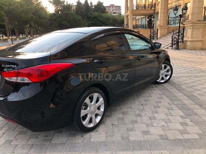 Hyundai Elantra 2013, 229,992 km - 1.8 l - Sumqayıt