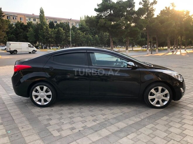 Hyundai Elantra 2013, 229,992 km - 1.8 l - Sumqayıt