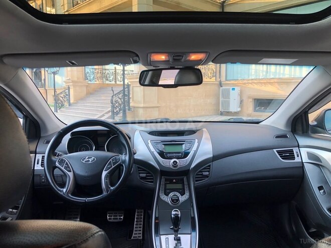 Hyundai Elantra 2013, 229,992 km - 1.8 l - Sumqayıt
