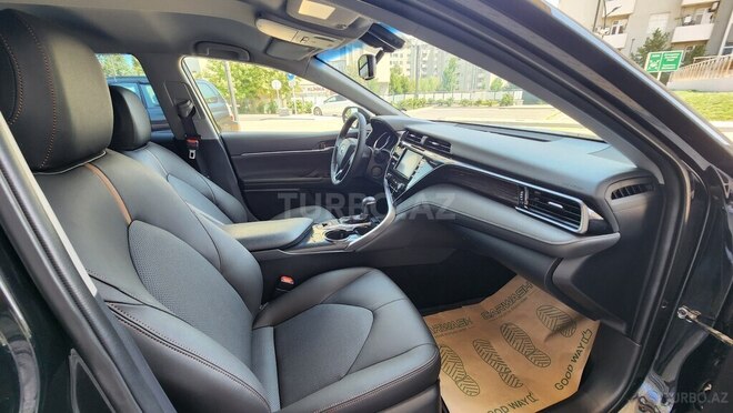 Toyota Camry 2020, 167,500 km - 2.5 л - Bakı