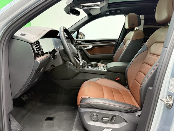 Volkswagen Touareg 2022, 34,600 km - 3.0 l - Bakı