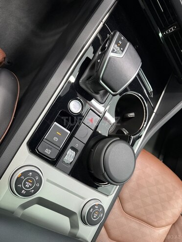 Volkswagen Touareg 2022, 34,600 km - 3.0 l - Bakı
