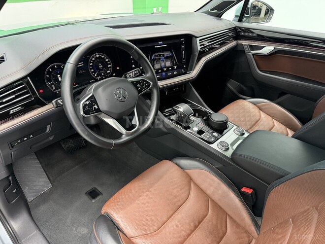 Volkswagen Touareg 2022, 34,600 km - 3.0 l - Bakı
