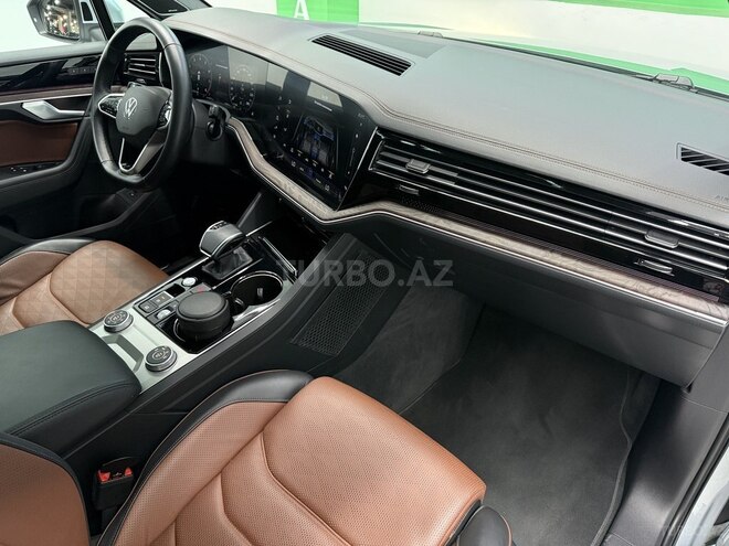 Volkswagen Touareg 2022, 34,600 km - 3.0 l - Bakı