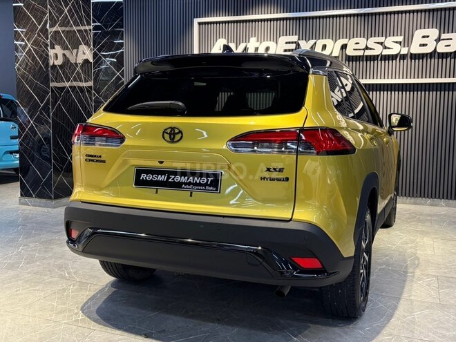 Toyota Corolla Cross 2024, 22,300 km - 2.0 l - Bakı