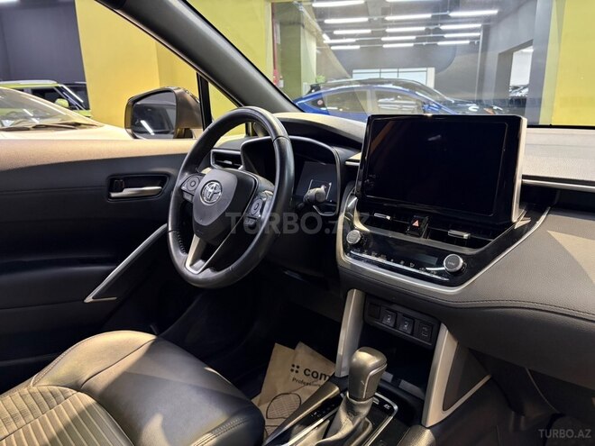 Toyota Corolla Cross 2024, 22,300 km - 2.0 l - Bakı
