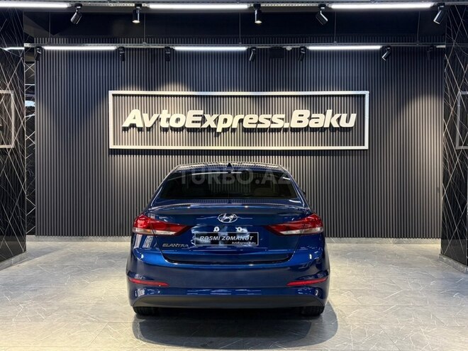 Hyundai Elantra 2018, 88,000 km - 2.0 l - Bakı
