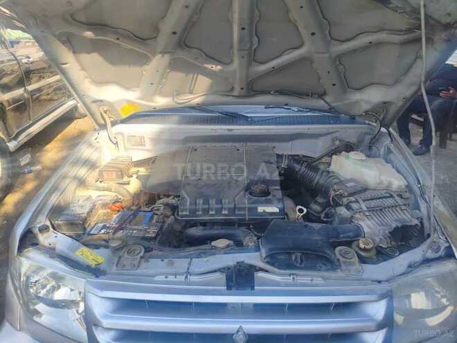 Mitsubishi Pajero io 2003, 220,123 km - 2.0 l - Bakı