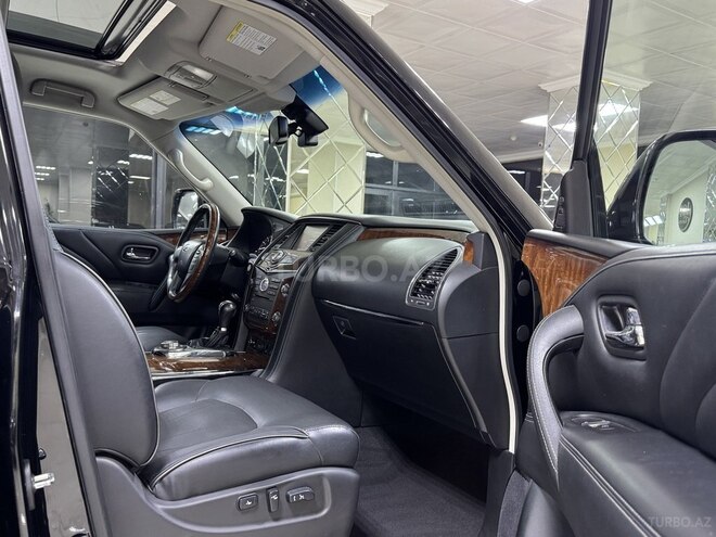 Infiniti QX80 2015, 142,000 km - 5.6 l - Bakı