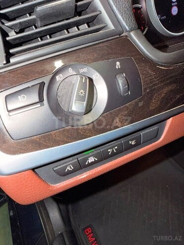 BMW 528 2015, 195,000 km - 2.0 l - Bakı