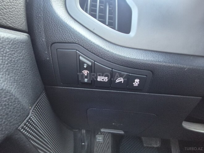 Kia Sportage 2015, 243,000 km - 2.0 l - Zaqatala