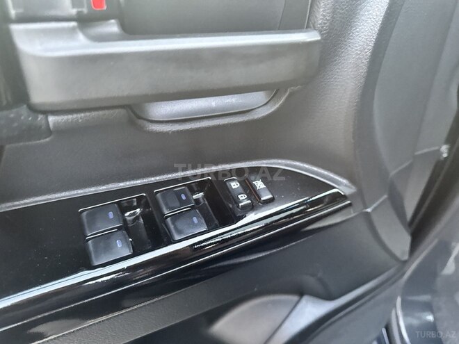 Toyota Land Cruiser 2018, 209,000 km - 4.0 л - Bakı