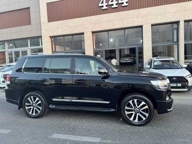 Toyota Land Cruiser 2018, 209,000 km - 4.0 л - Bakı