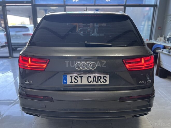 Audi Q7 2019, 125,000 km - 2.0 l - Bakı