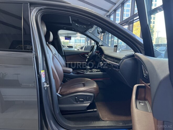 Audi Q7 2019, 125,000 km - 2.0 l - Bakı
