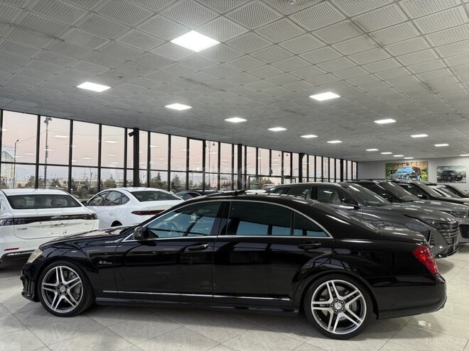Mercedes S 63 AMG 2009, 87,137 km - 6.2 l - Sumqayıt