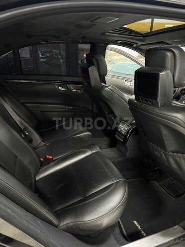 Mercedes S 63 AMG 2009, 87,137 km - 6.2 l - Sumqayıt
