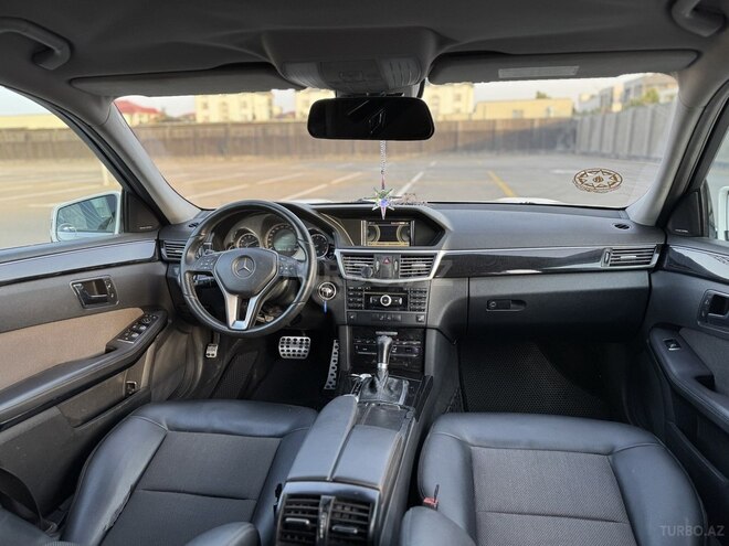 Mercedes E 250 2011, 275,000 km - 1.8 l - Bakı