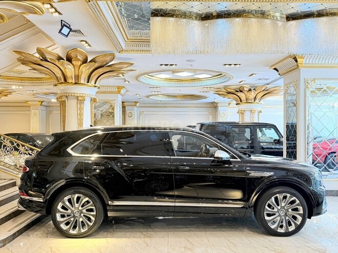 Bentley Bentayga 2024, 2,000 km - 4.0 l - Bakı