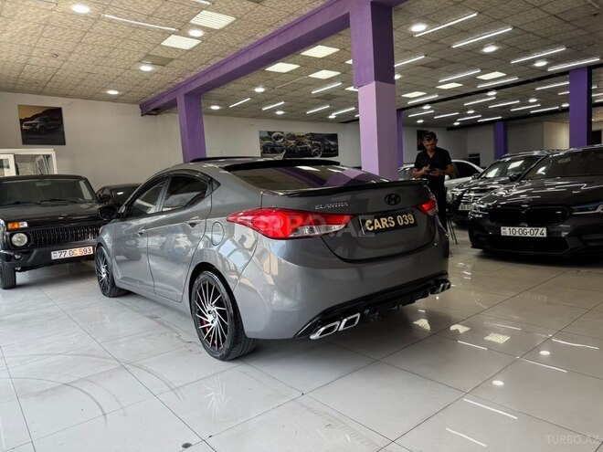 Hyundai Elantra 2012, 262,000 km - 1.8 l - Sumqayıt