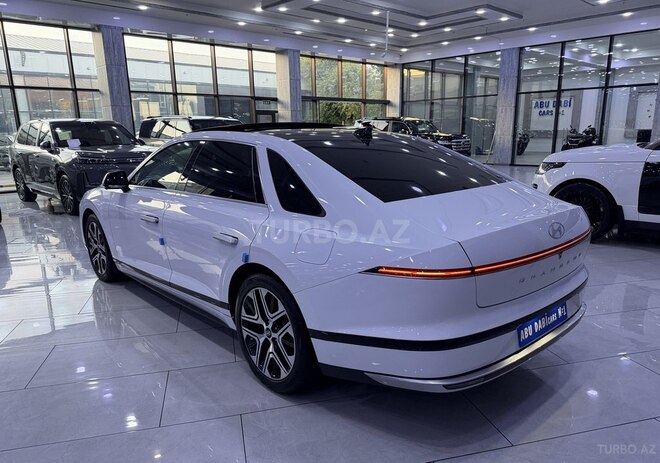 Hyundai Grandeur 2023, 28,800 km - 1.6 l - Bakı