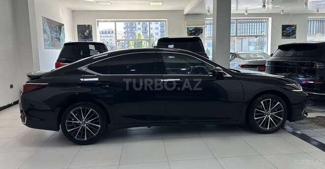 Lexus ES 300h 2023, 49,000 km - 2.5 l - Bakı