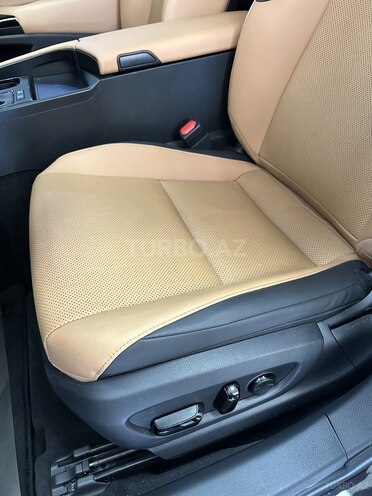 Lexus ES 300h 2023, 49,000 km - 2.5 l - Bakı