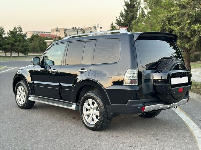 Mitsubishi Pajero 2010, 253,000 km - 3.5 l - Bakı