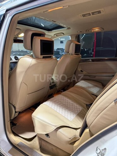 Mercedes GL 500 4MATIC 2008, 175,000 km - 5.5 l - Sumqayıt