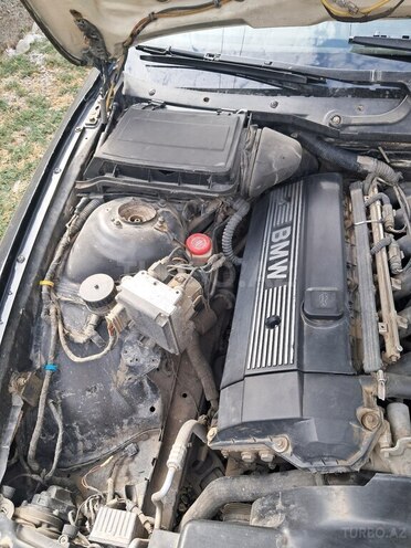 BMW 528 1998, 342,771 km - 2.8 l - Bakı