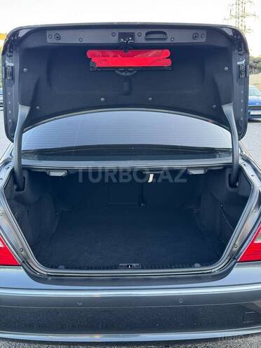 Mercedes E 200 2008, 260,000 km - 1.8 l - Bakı